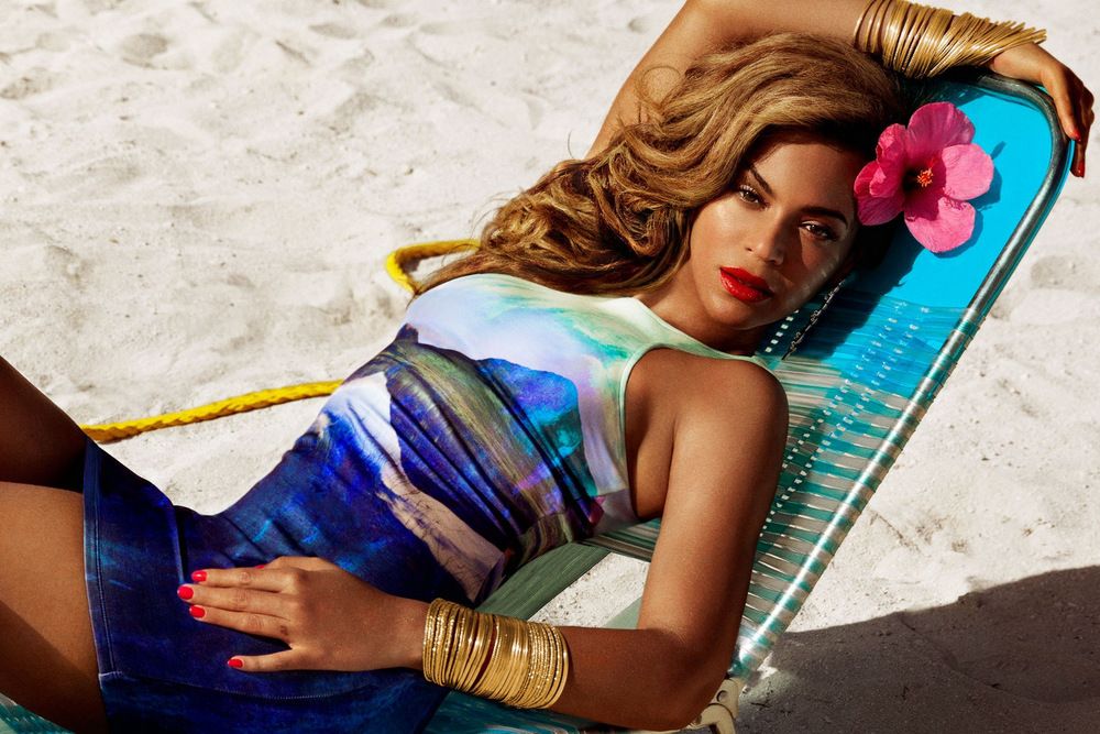 Beyonce by Inez & Vinoodh for H&M Summer 2013 Full-001