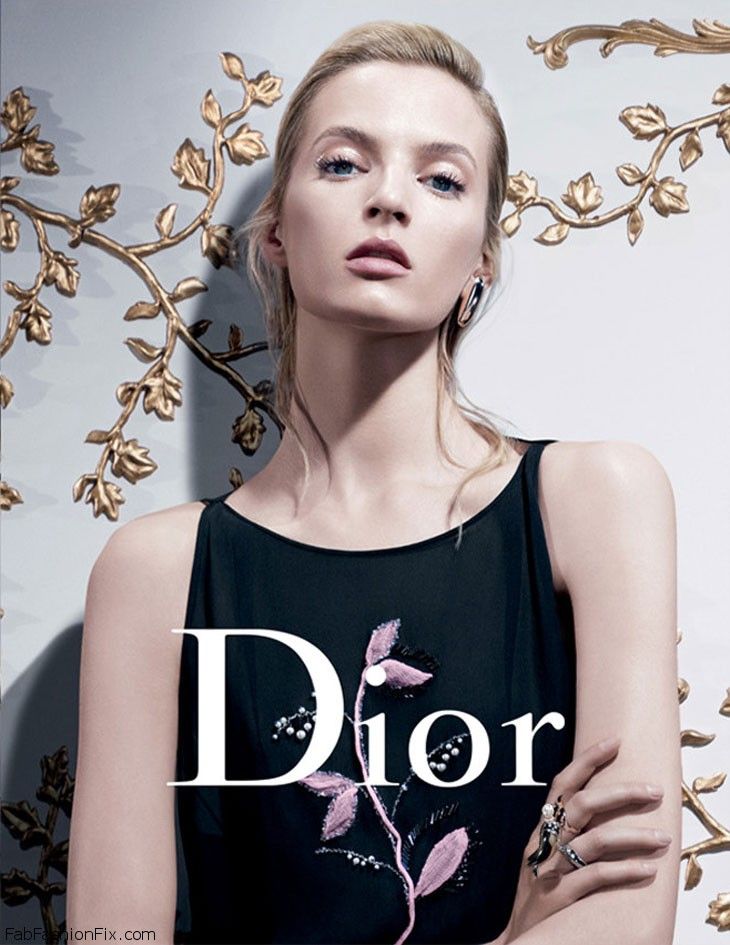 Daria-Strokous-Iselin-Steiro-Dior-01