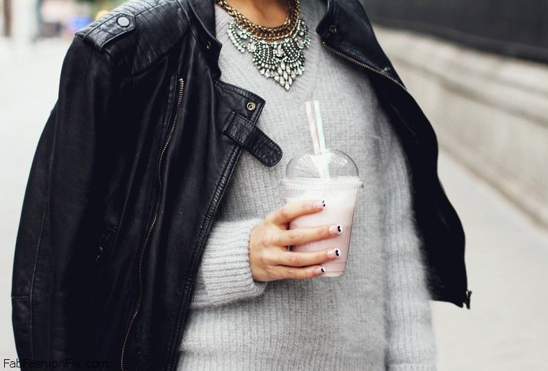 Black_Jeans-Angora_Grey_Sweater-Outfit-Street_Style-29