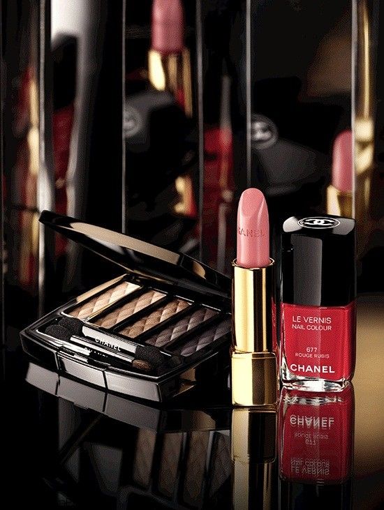 Chanel-Winter-2013-Makeup