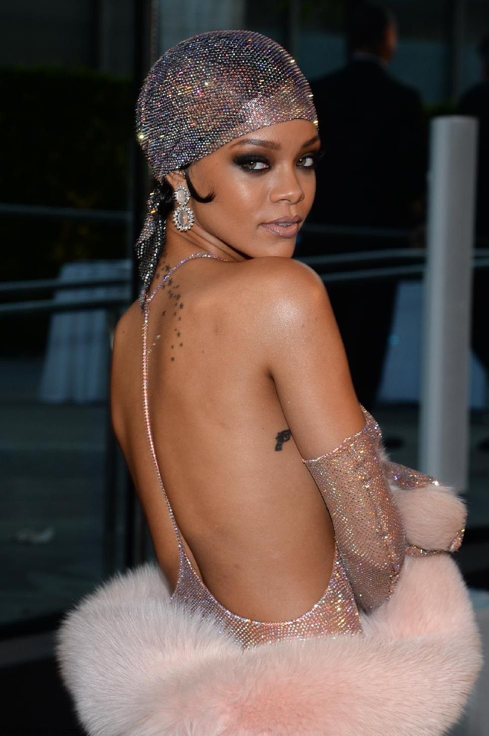 Rihanna10
