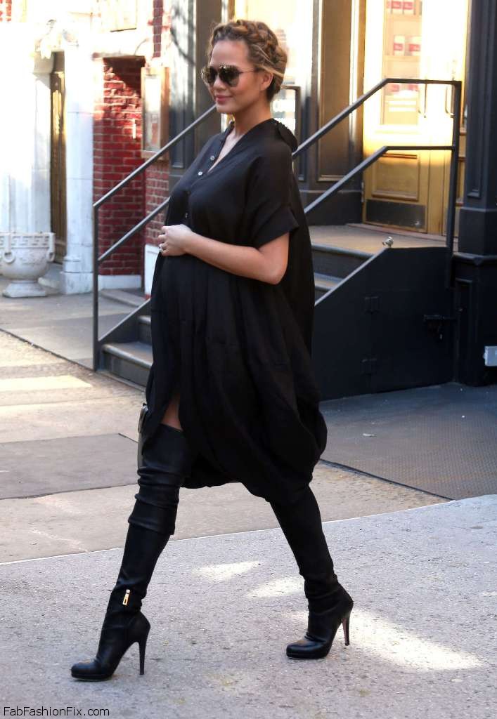 Chrissy-Teigen-out-and-about-in-New-York--03
