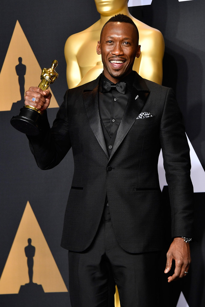 Mahershala Ali, winner of Best Supporting Actor for 'Moonlight' poses in the press room during the 89th Annual Academy Awards at Hollywood & Highland Center on February 26, 2017 in Hollywood, California.