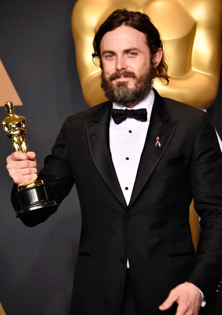  Casey Affleck, winner of Best Actor for 'Manchester by the Sea' poses in the press room during the 89th Annual Academy Awards at Hollywood & Highland Center on February 26, 2017 in Hollywood, California.