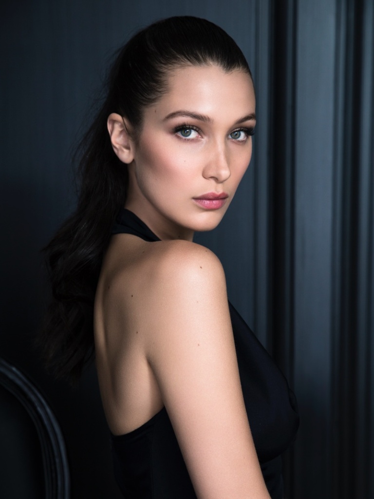 Bella-Hadid-Dior-Makeup-Campaign-2