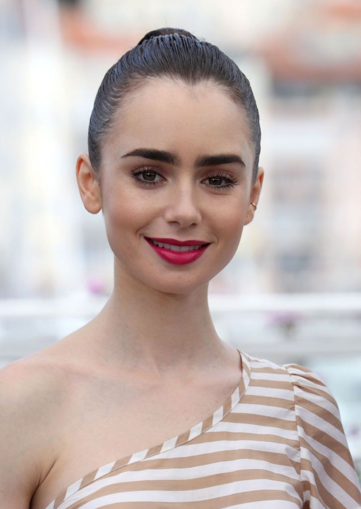 lily-collins-at-okja-photocall-at-2017-cannes-film-festival-05-19-2017_15