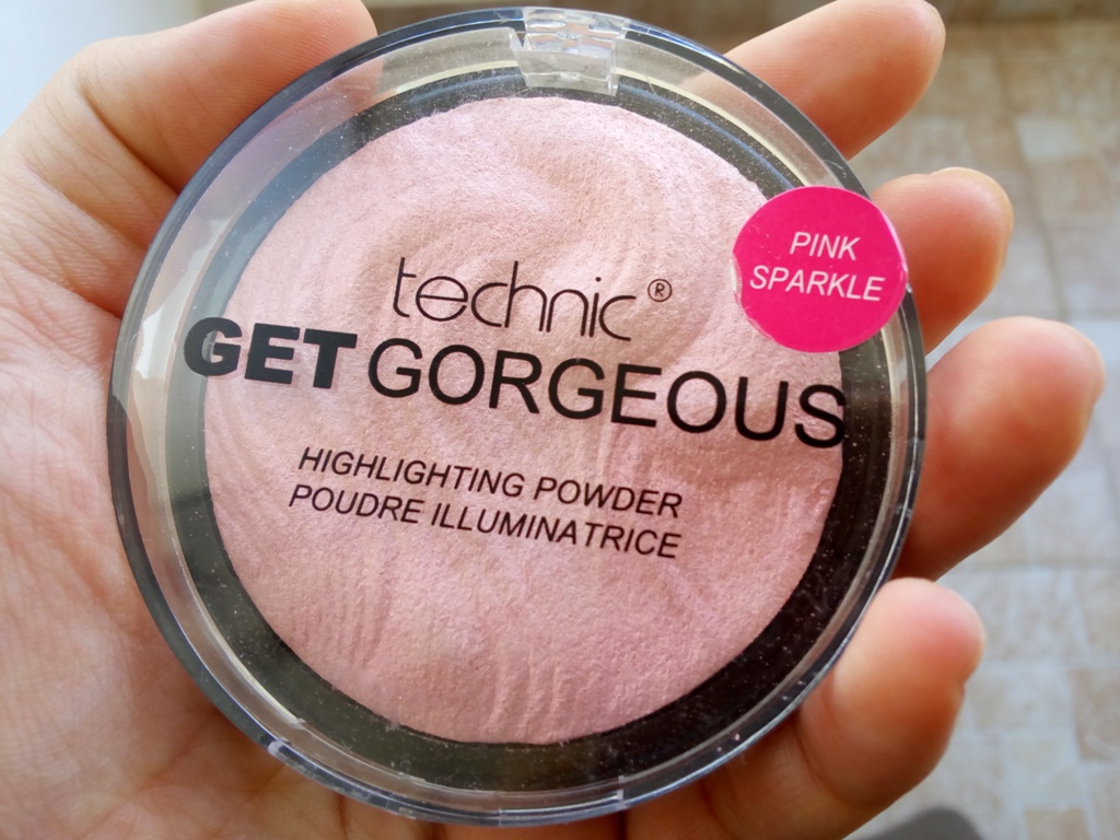 technic-cosmetics-highlighter