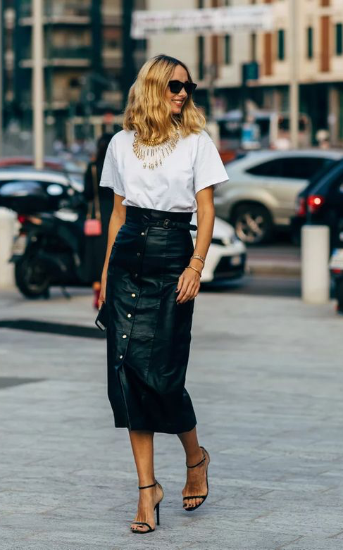 white-t-shirt-and-pencil-skirt