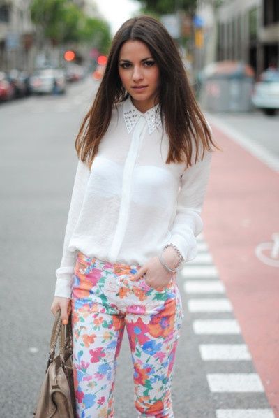 Pink Floral Pants Outfits For Women (2 ideas & outfits)