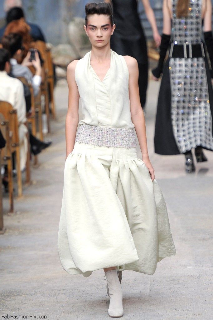 Chanel Haute Couture Fall/Winter 2013-14 collection | Fab Fashion Fix