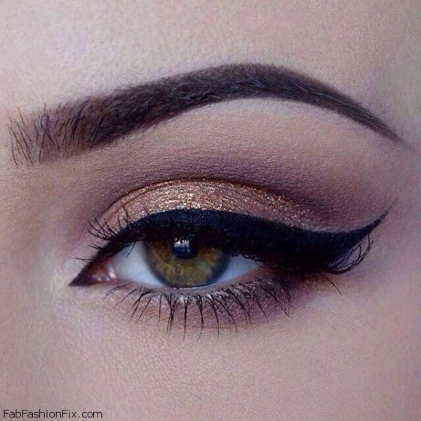 How to create bold wing eye make-up look? | Fab Fashion Fix