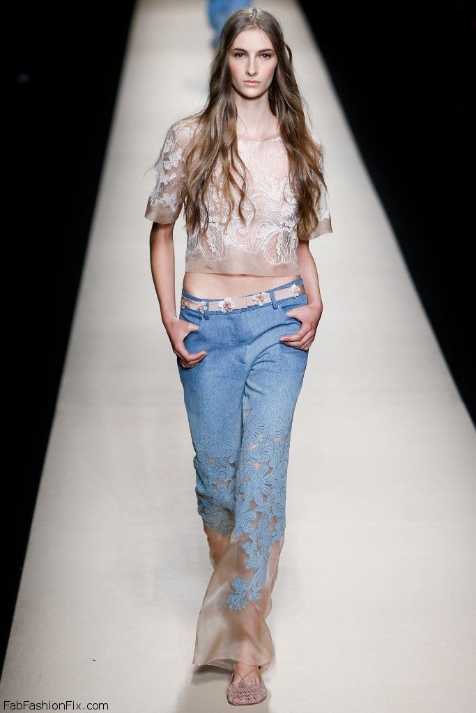 Alberta Ferretti spring/summer 2015 collection – Milan fashion week ...