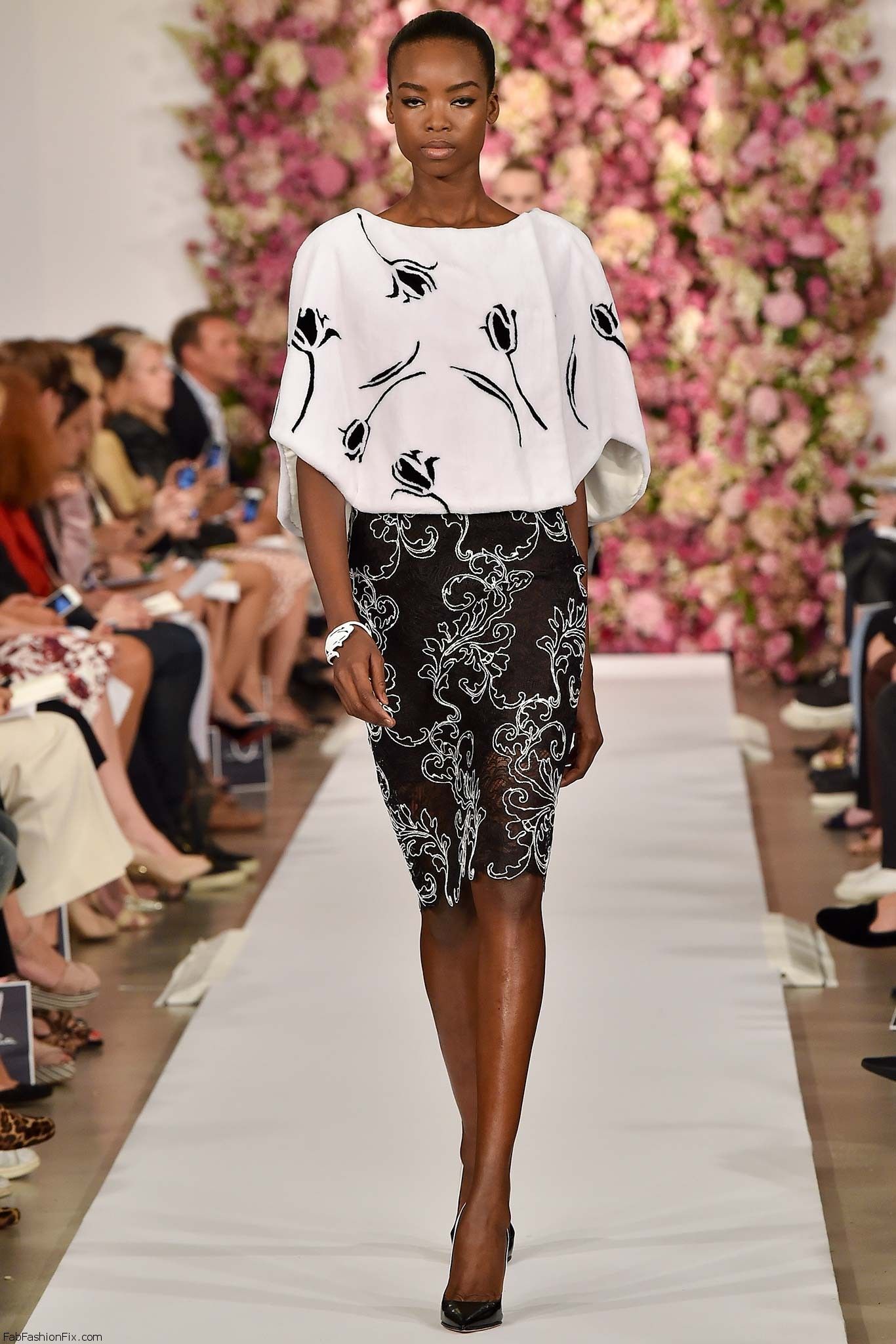 Oscar de la Renta spring/summer 2015 collection – New York fashion week ...