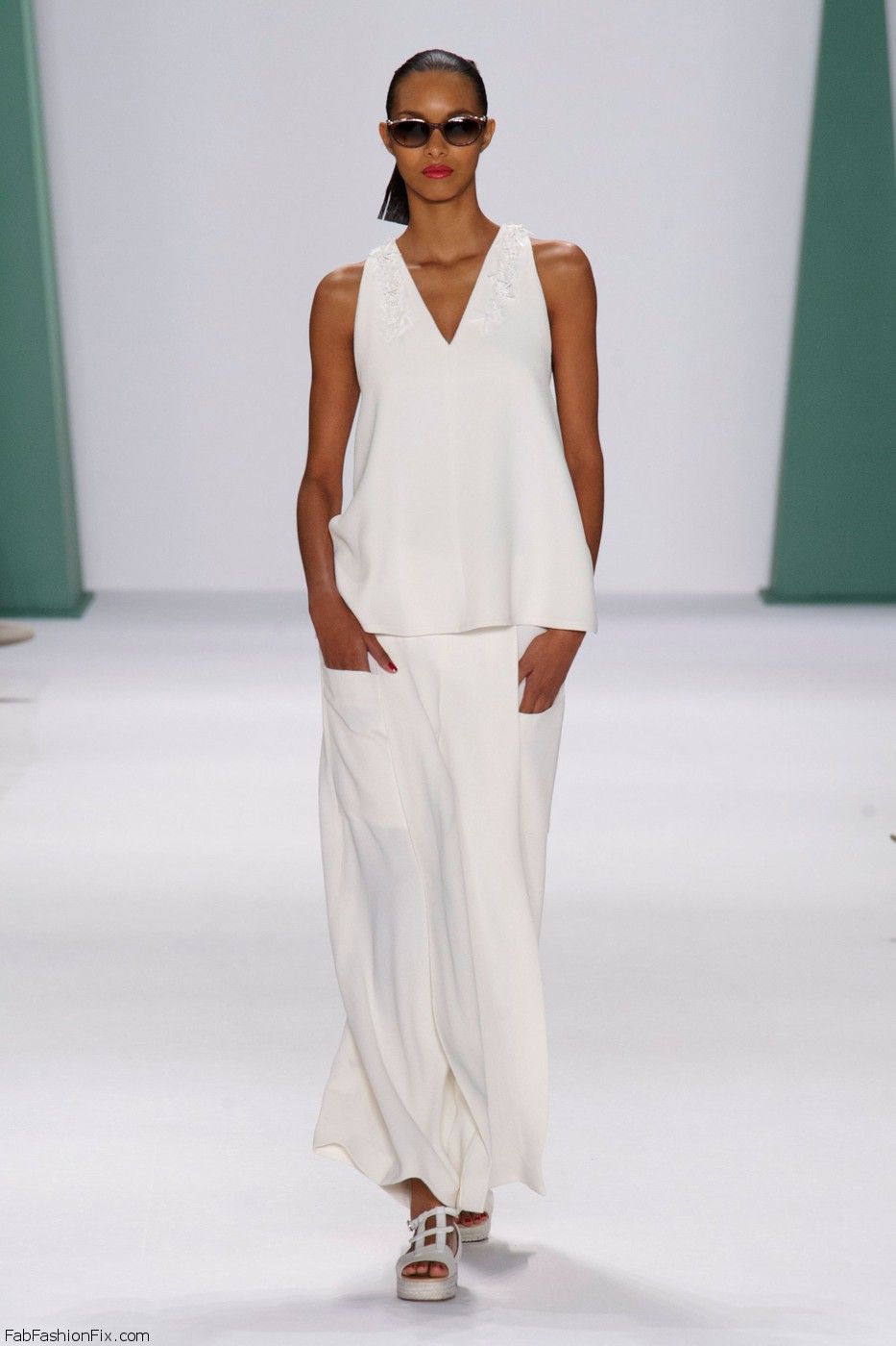 Carolina Herrera spring/summer 2015 collection – New York fashion week ...