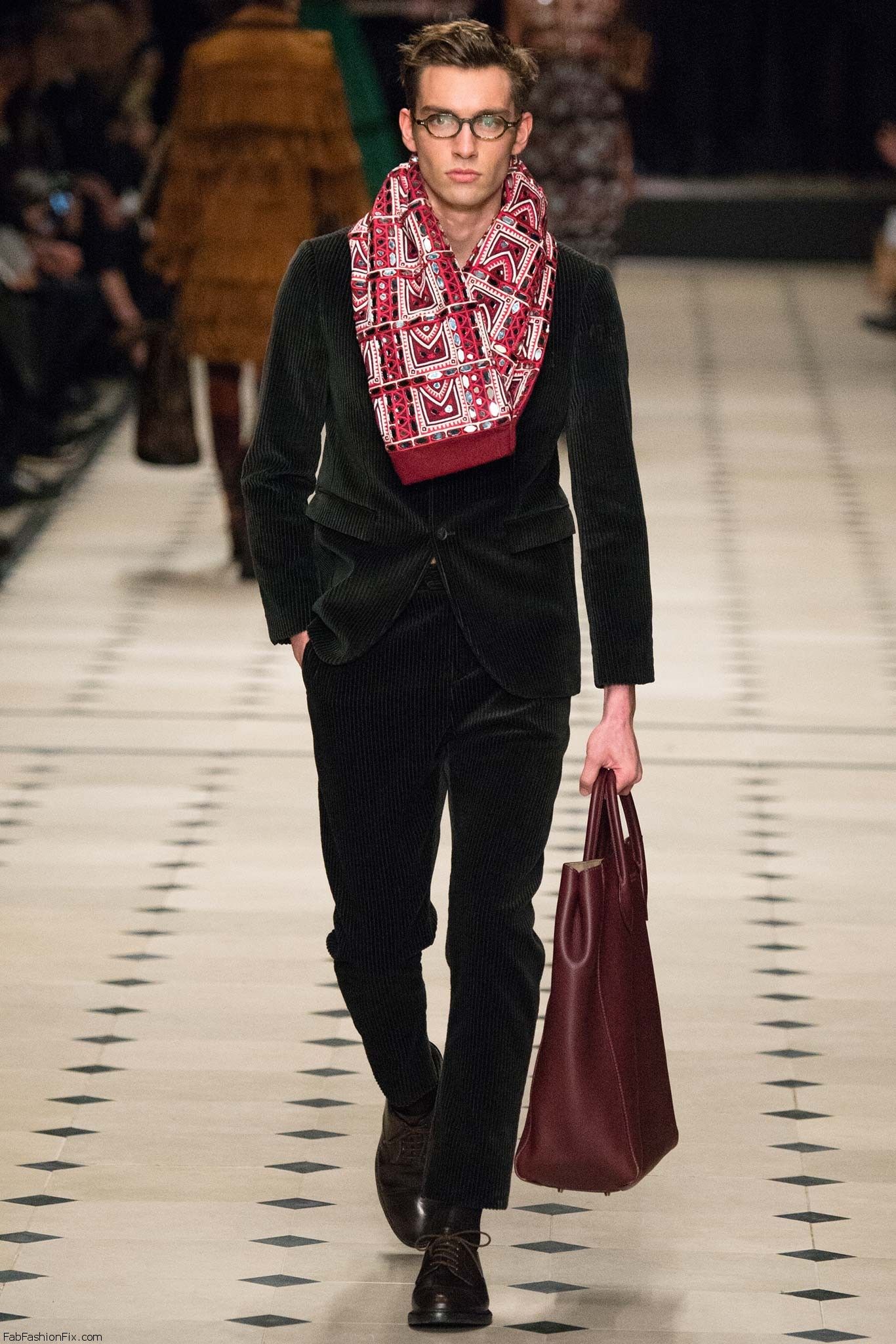 Burberry Prorsum fall/winter 2015 collection – London fashion week ...