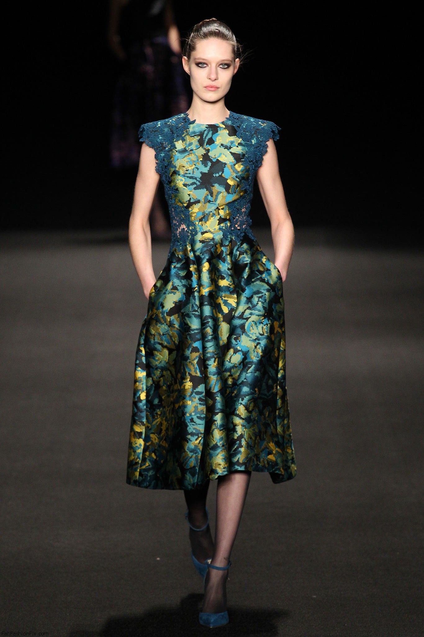 Monique Lhuillier fall/winter 2015 collection – New York fashion week ...