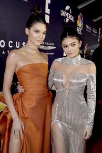 kendall-jenner-universal-nbc-focus-features-e-entertainment-golden-globes-after-party-1-8-2017-19