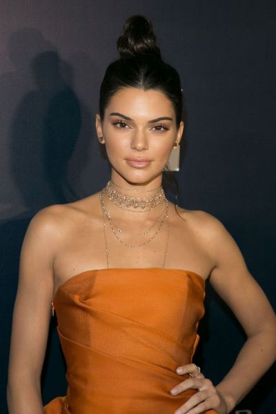 kendall-jenner-universal-nbc-focus-features-e-entertainment-golden