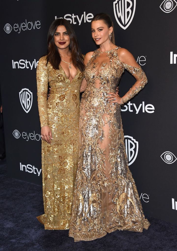 sofia-vergara-priyanka-chopra-post-golden-globes-party-hosted-by-warner-bros-pictures-and-instyle-in-beverly-hills-01-08-2017-15