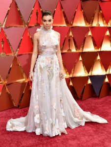 hailee-steinfeld-oscars-2017-red-carpet-in-hollywood-part-ii-1