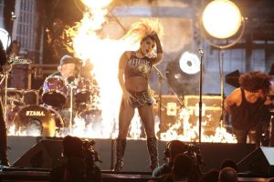 lady-gaga-performs-at-59th-annual-grammy-awards-in-los-angeles-02-12-2017-1