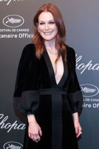 julianne-moore-chopard-space-party-in-cannes-france-05-19-2017-1